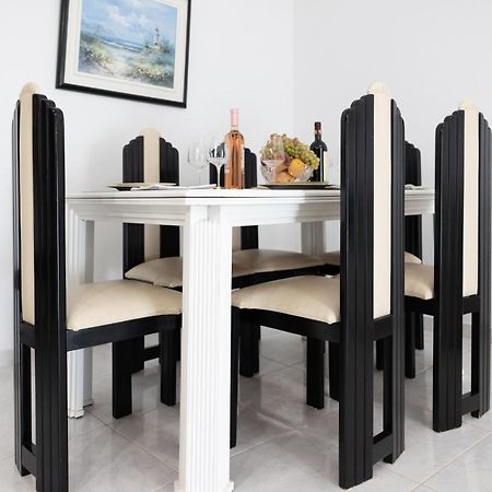 Seaside Penthouse In 칼라마타 외부 사진
