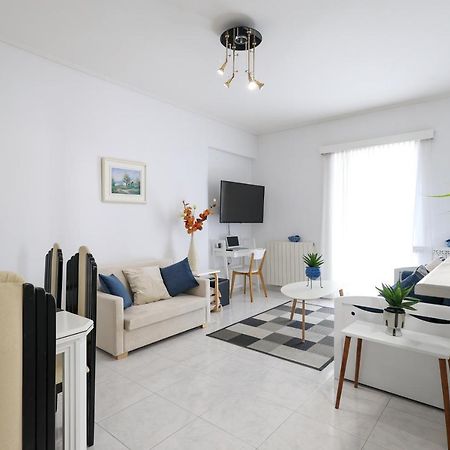 Seaside Penthouse In 칼라마타 외부 사진