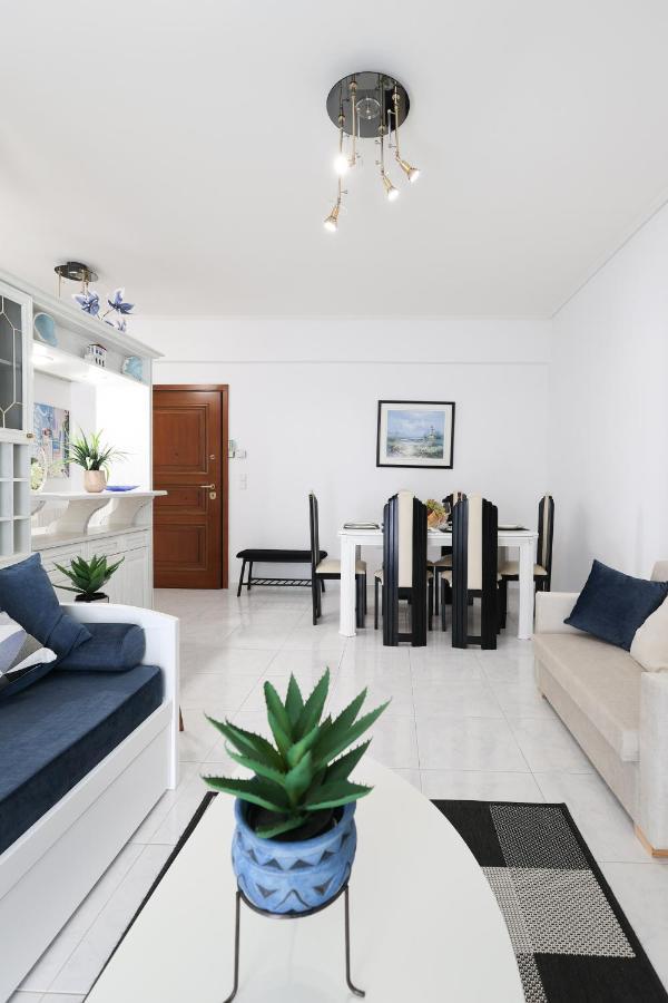 Seaside Penthouse In 칼라마타 외부 사진
